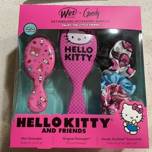 Hello Kitty Hair Brush Set - New In Box
